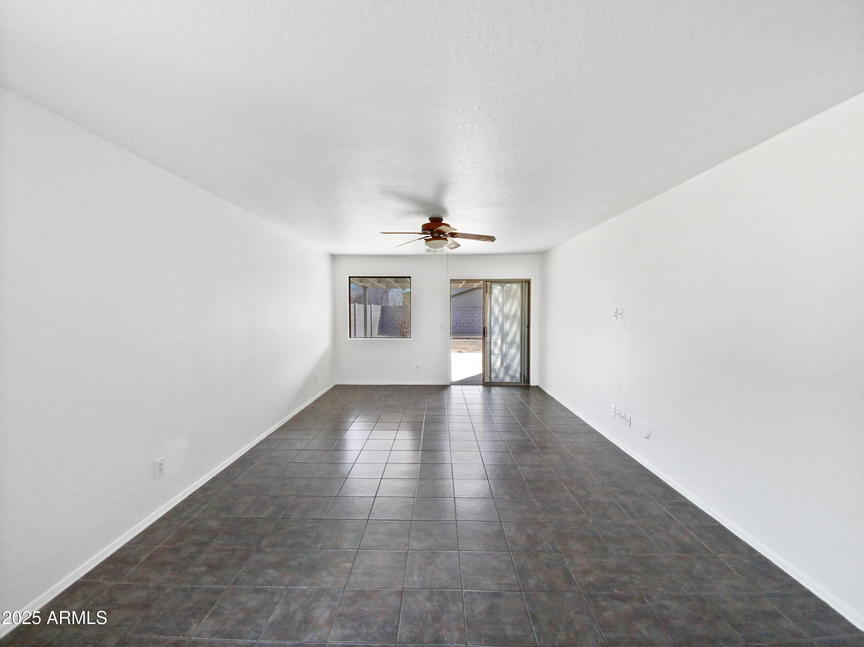 1639 East Desert Rose Trail San Tan Valley, AZ 85143 - Photo 9 of 18 listing_8