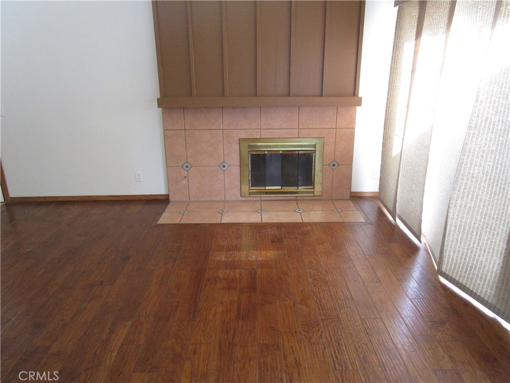 6598 Reefton Avenue Cypress, CA 90630 - Photo 7 of 14 Living Room