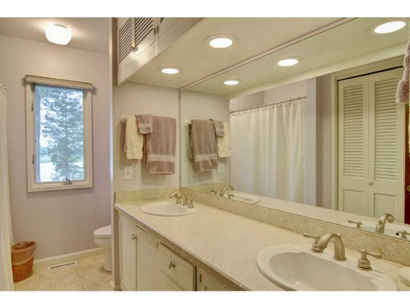 47 Pojac Point Road North Kingstown, RI 02852 - Photo 12 of 19 Bathroom.