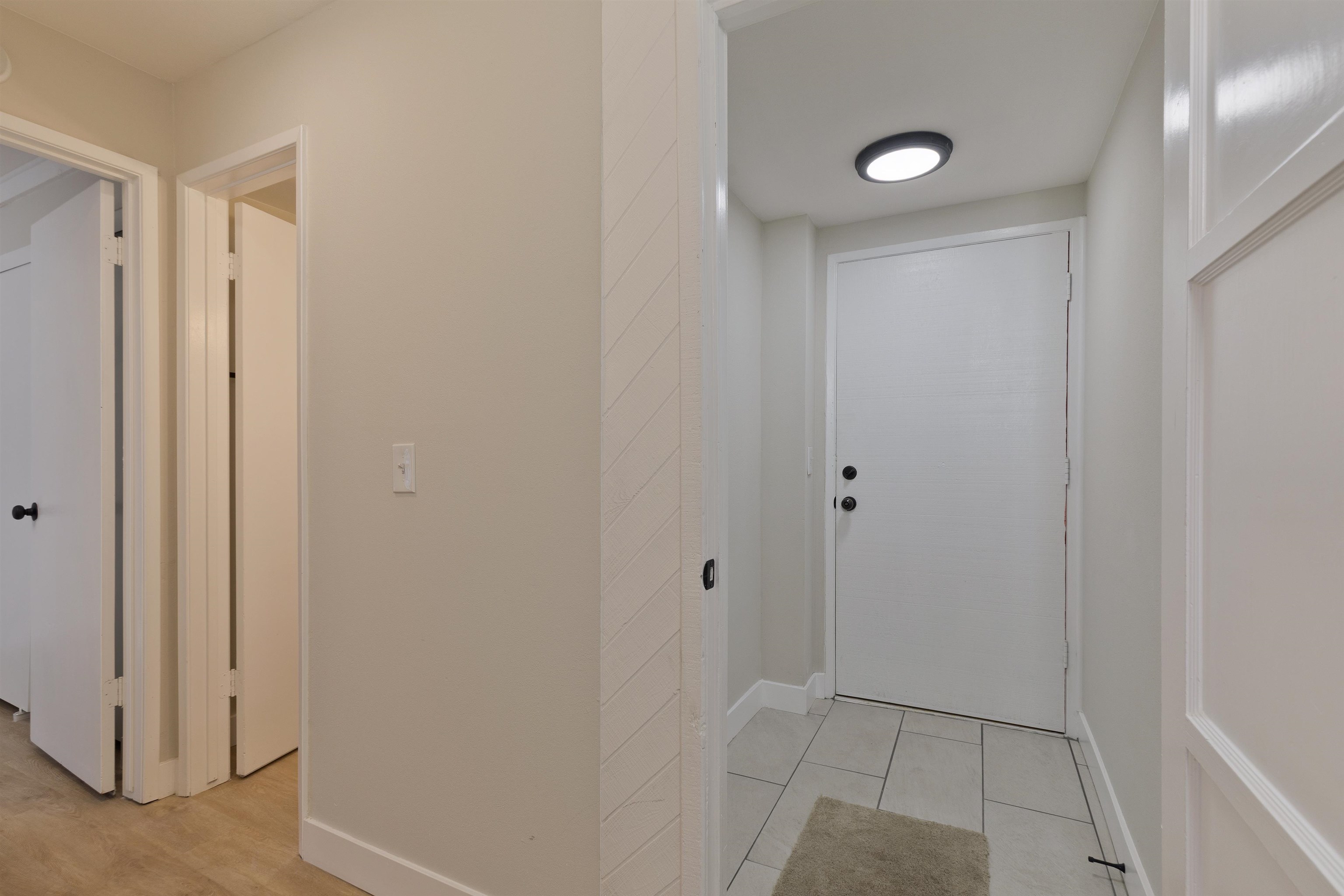 362 Old Mammoth Road, Unit 58 Mammoth Lakes, CA 93546 - Photo 7 of 26 a view of an empty room