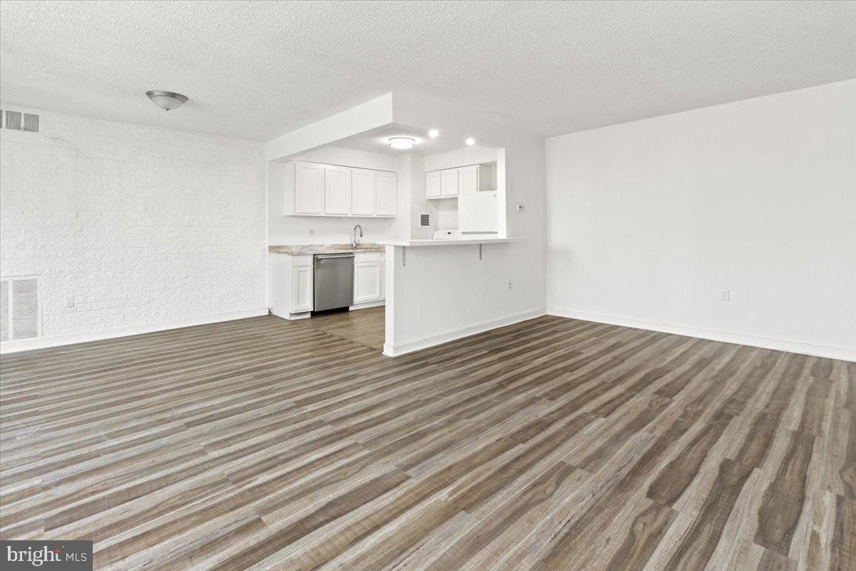 1826 Metzerott Road, Unit A4 Adelphi, MD 20783 - Photo 5 of 16 Gallery Image 5
