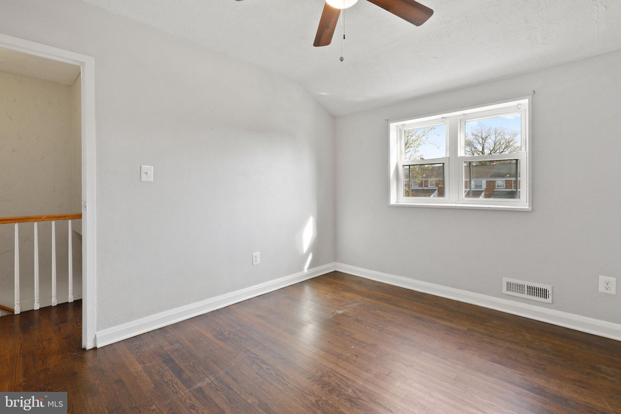 8008 Charlesmont Road Baltimore, MD 21222 - Photo 24 of 37