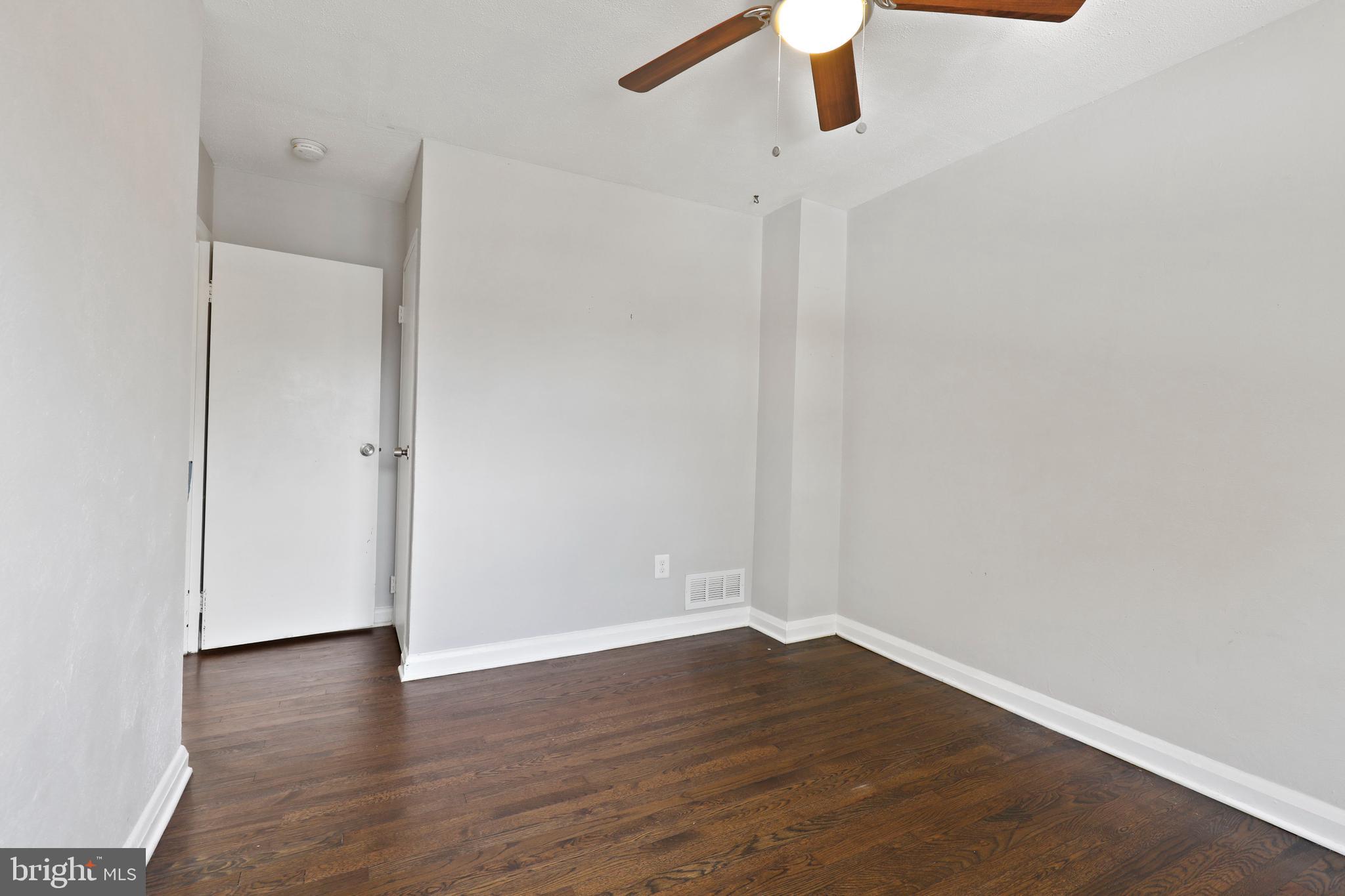 8008 Charlesmont Road Baltimore, MD 21222 - Photo 29 of 37