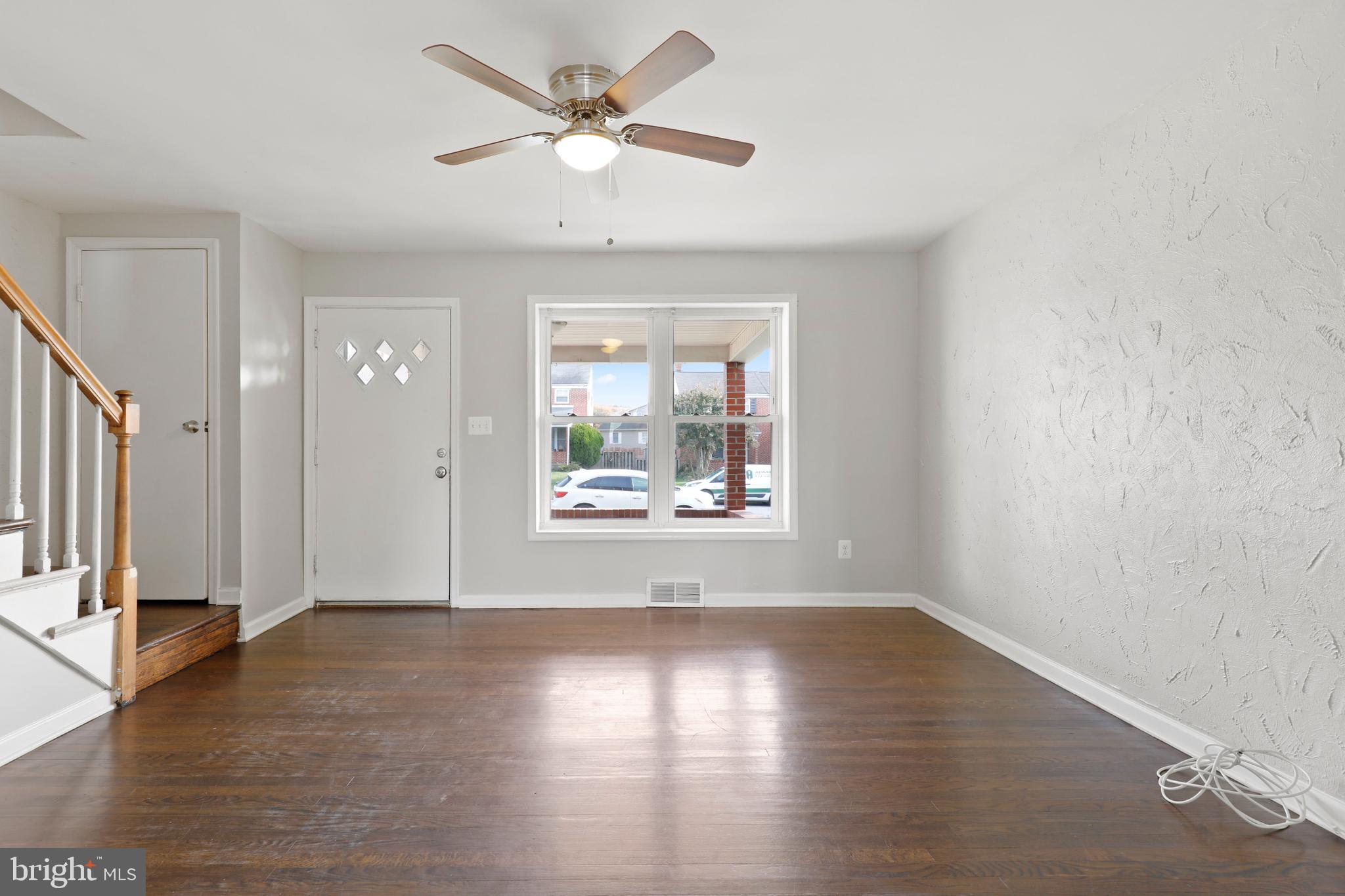 8008 Charlesmont Road Baltimore, MD 21222 - Photo 4 of 37