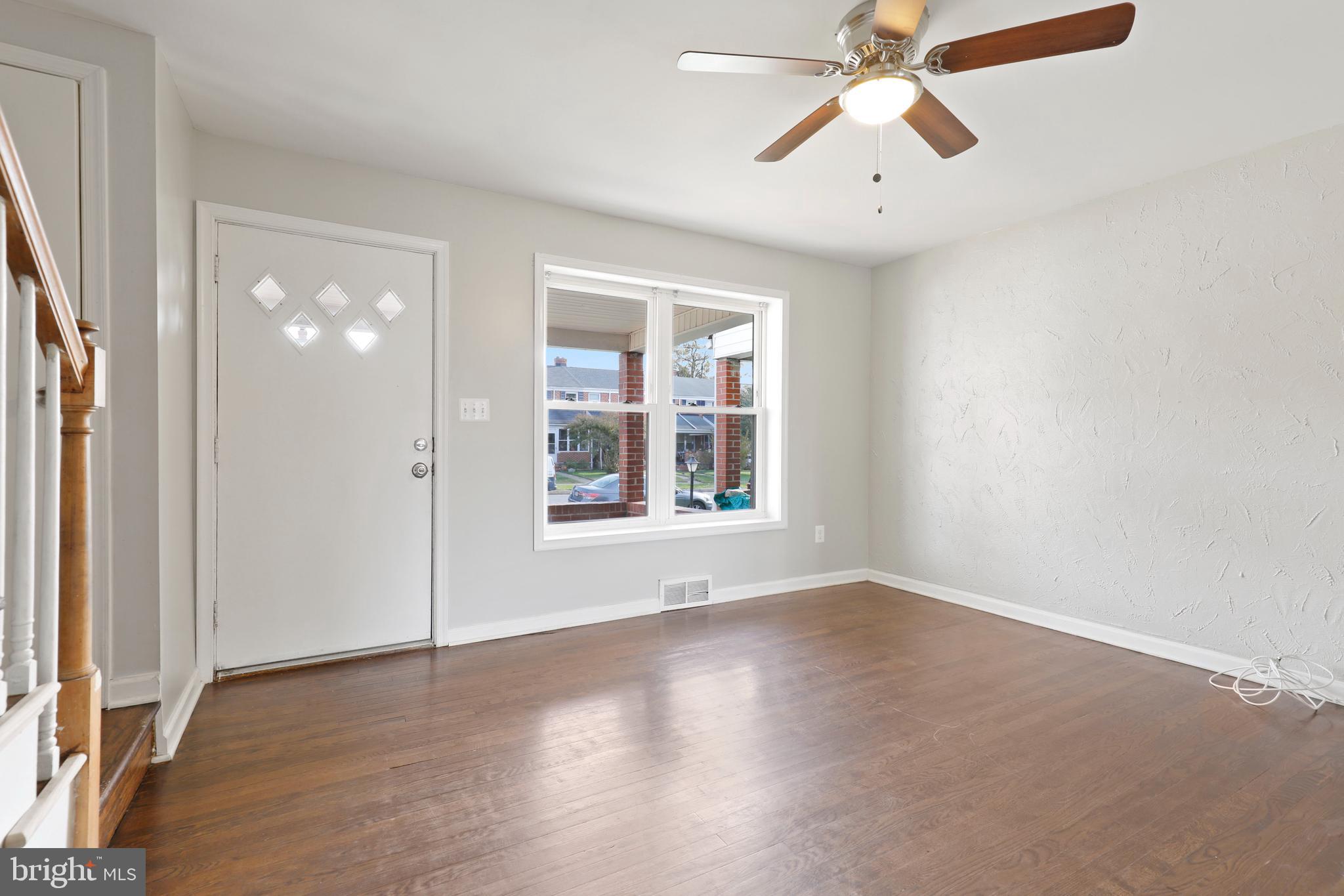 8008 Charlesmont Road Baltimore, MD 21222 - Photo 5 of 37