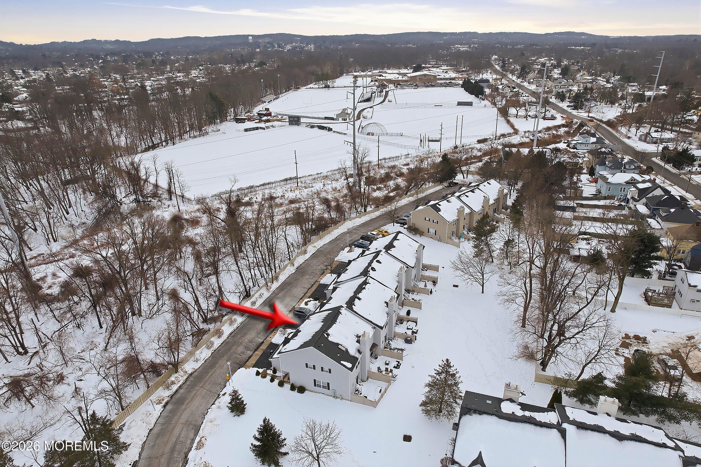 49 Lucia Court Matawan, NJ 07747 - Photo 25 of 25 28-Rear Left