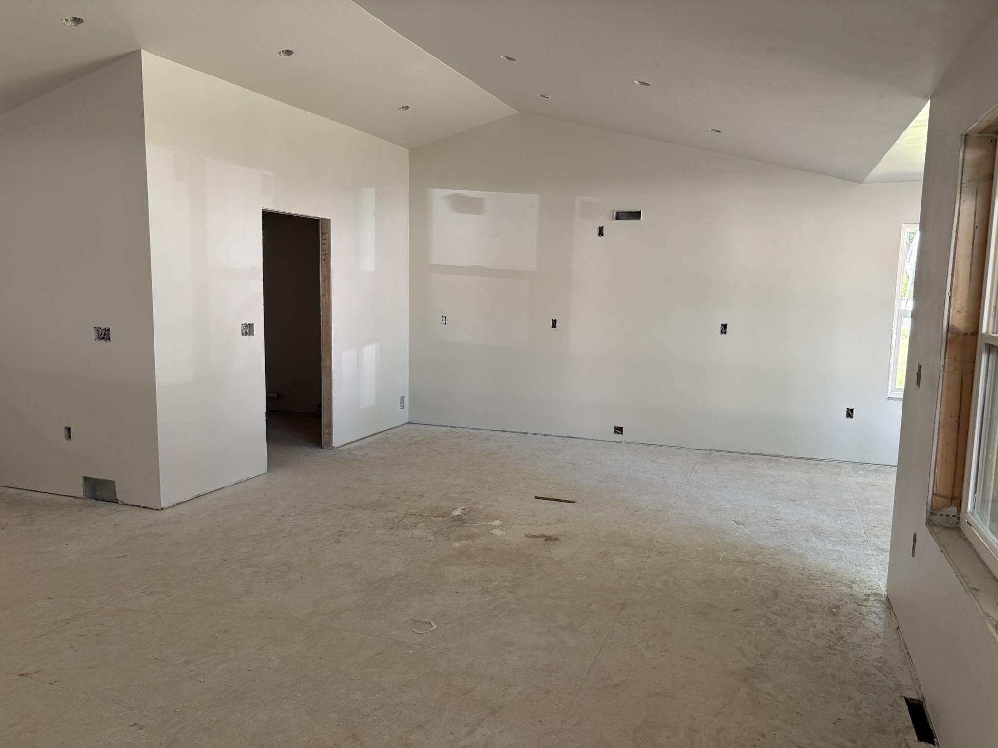1437 Baumgart Road Green Bay, WI 54304 - Photo 3 of 17 Gallery Image 3