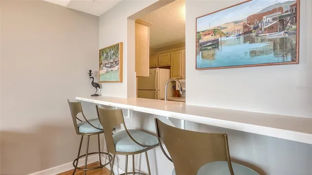 $550,000 | 750 North Tamiami Trail, Unit 1116, Sarasota, FL 34236