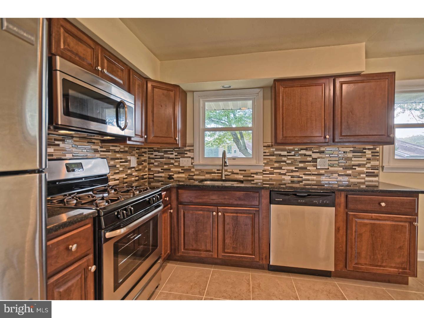 700 Raws Avenue Somerdale, NJ 08083 - Photo 8 of 20 Gallery Image 8