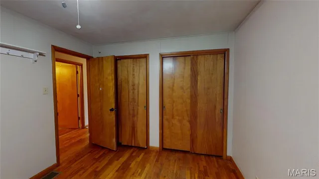 $195,000 | 957 Highway 140, Greenville, IL 62246