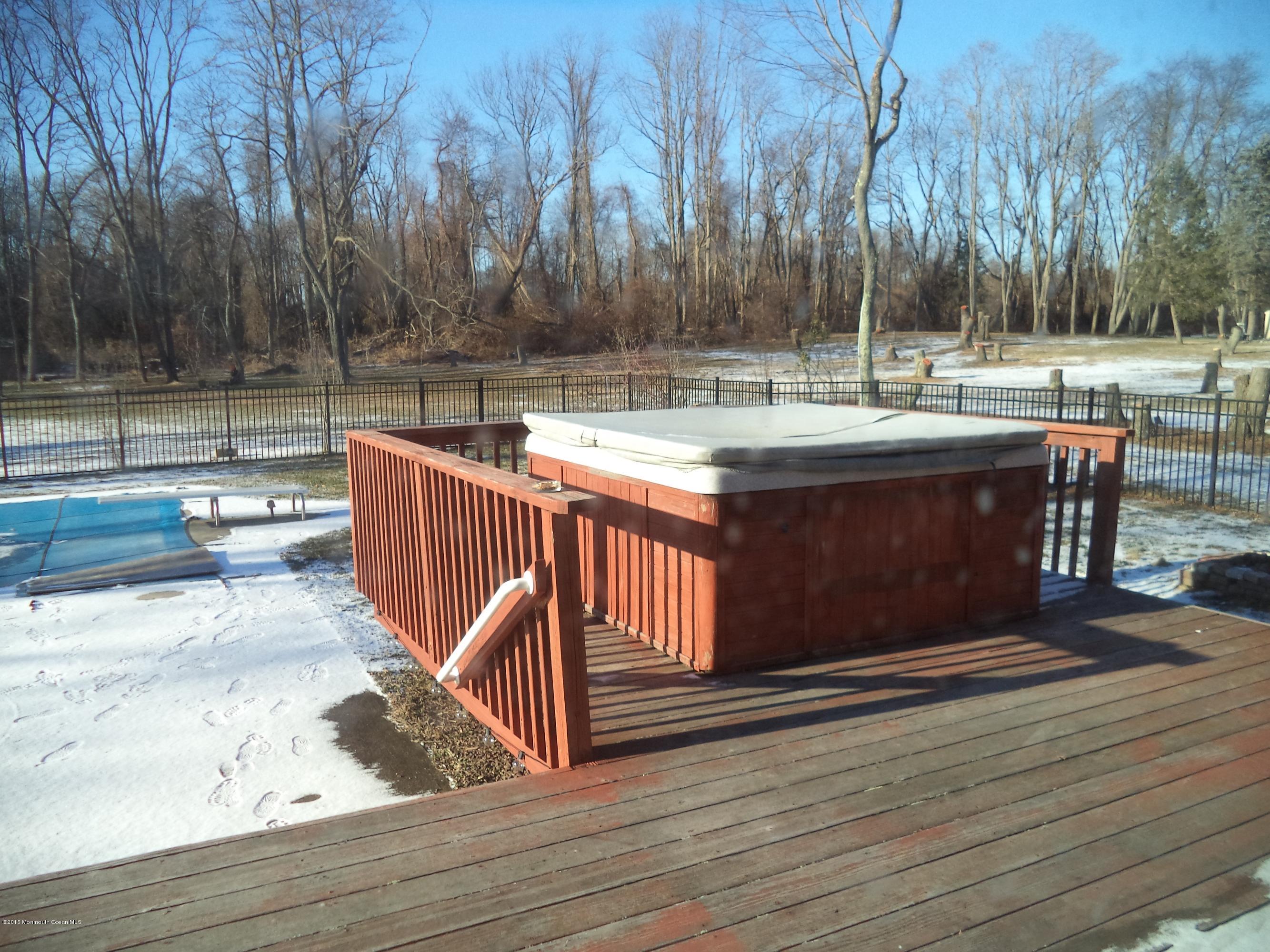 1613 Martin Road Neptune, NJ 07753 - Photo 17 of 20 033
