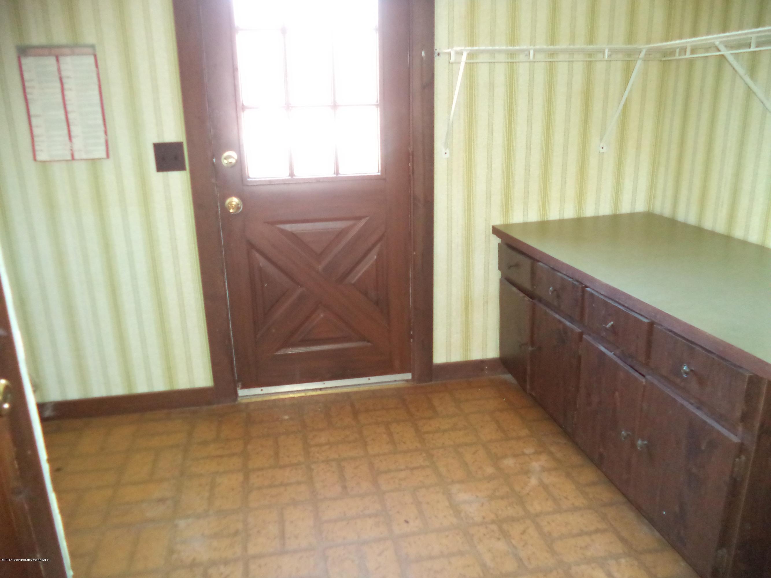 1613 Martin Road Neptune, NJ 07753 - Photo 8 of 20 022