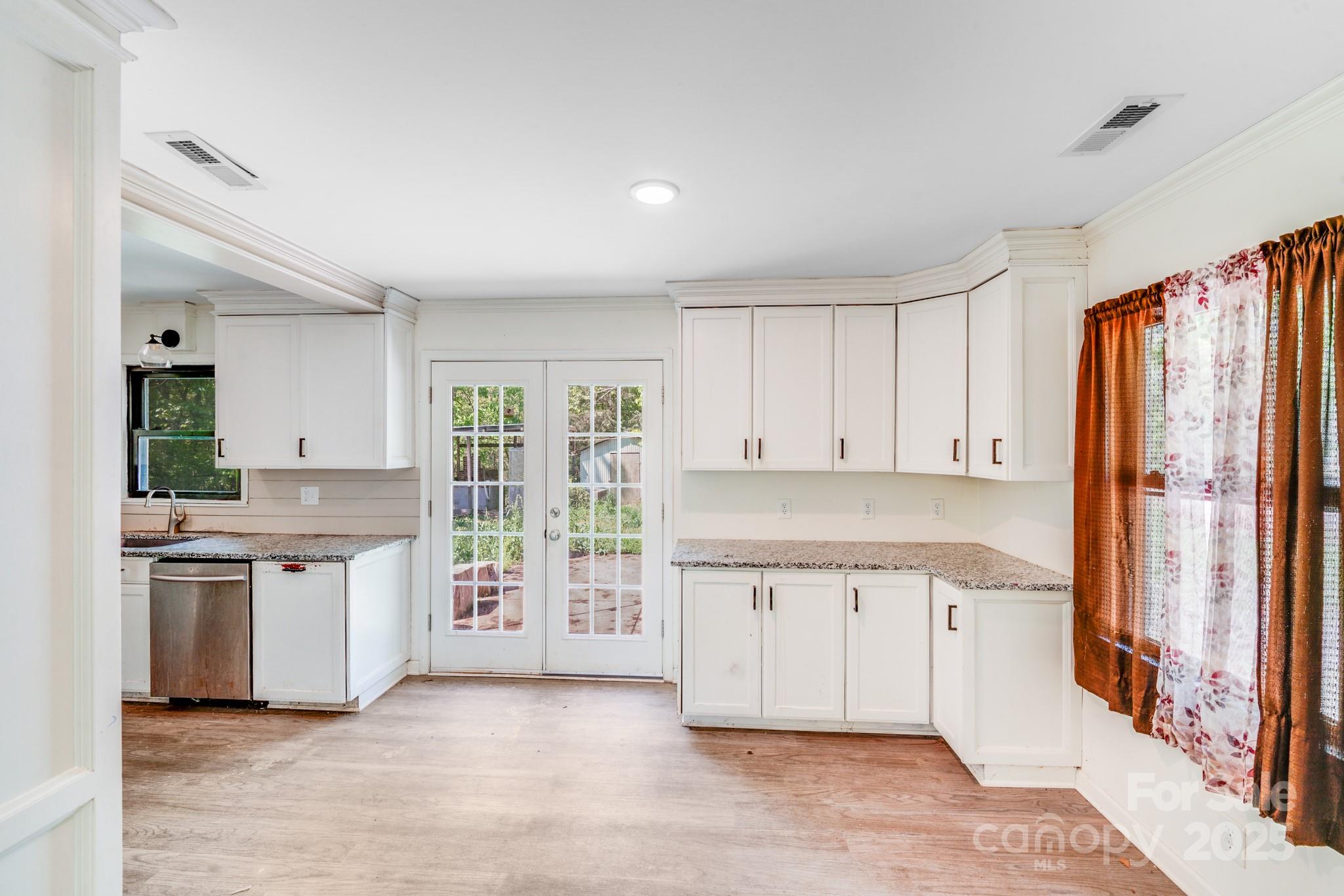 4915 Huntington Farm Road Catawba, SC 29704 - Photo 7 of 30