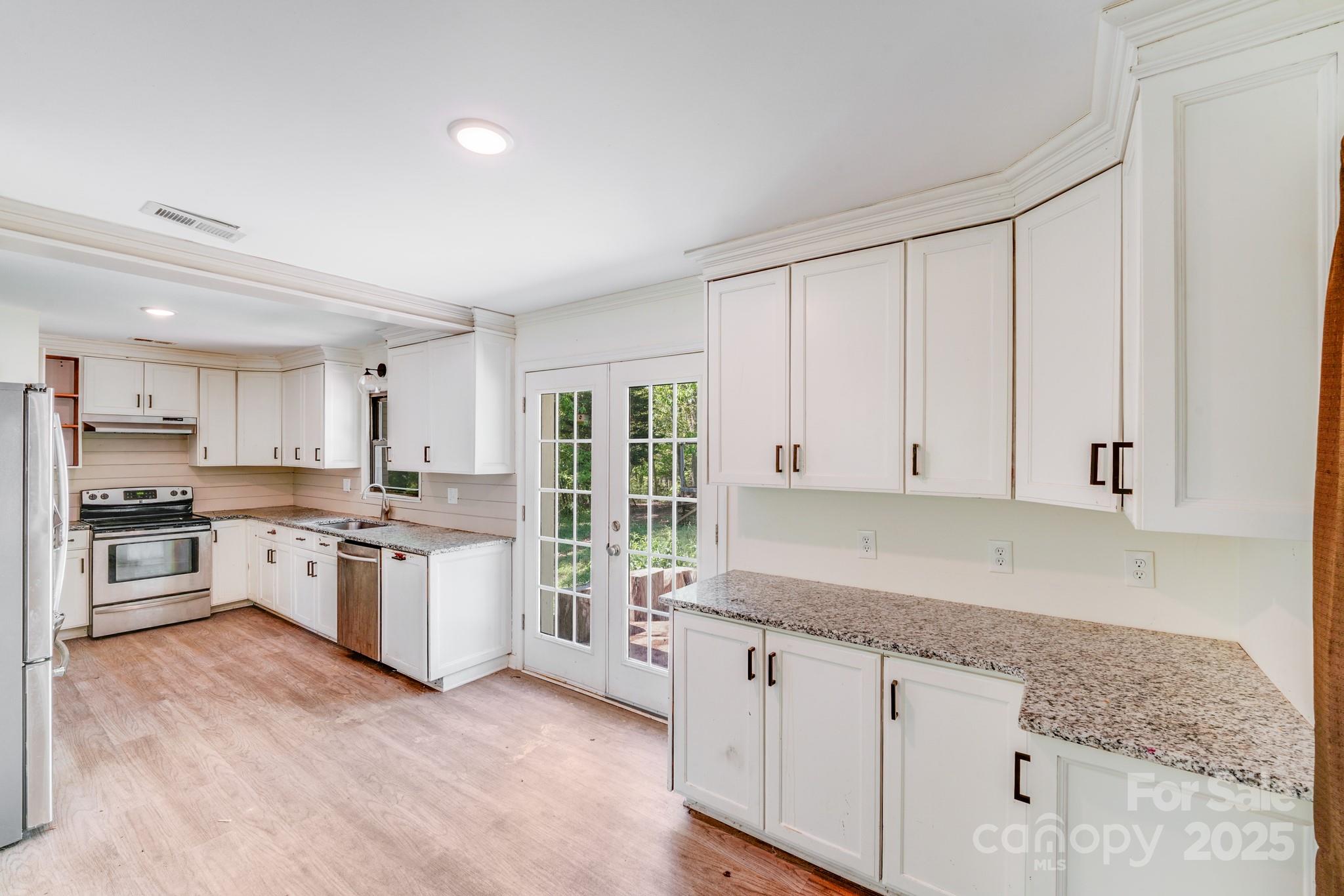 4915 Huntington Farm Road Catawba, SC 29704 - Photo 8 of 30