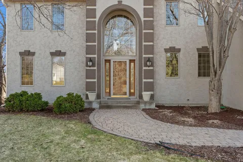 $679,900 | 14751 62nd Avenue North, Maple Grove, MN 55311