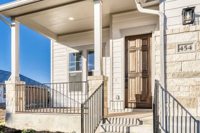 $398,990 | 454 Burlington Drive, Buda, TX 78610