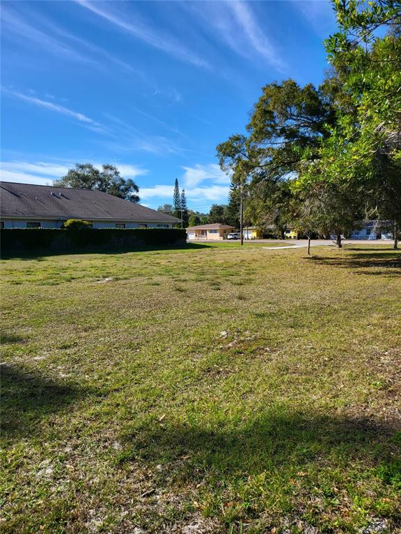 2131 Northeast Coachman Road Clearwater, FL 33765 - Photo 9 of 11 a view of an ocean