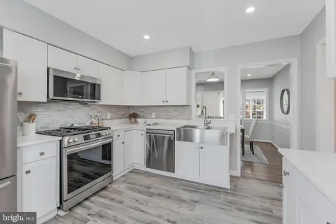 $1,090,000 | 6749 Towne Lane Road, McLean, VA 22101