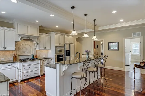 $1,125,000 | 925 Salem Glen Court, Clemmons, NC 27012