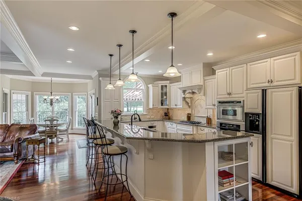 $1,125,000 | 925 Salem Glen Court, Clemmons, NC 27012