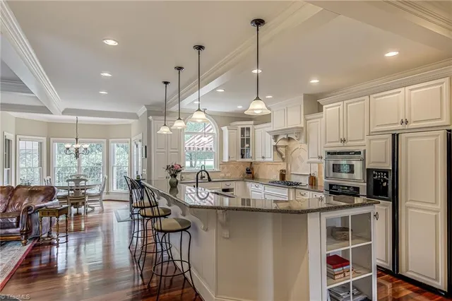 $1,250,000 | 925 Salem Glen Court, Clemmons, NC 27012