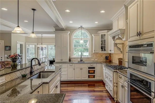 $1,250,000 | 925 Salem Glen Court, Clemmons, NC 27012