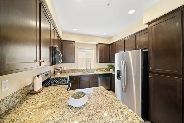 $799,888 | 6168 Lincoln Avenue, Cypress, CA 90630