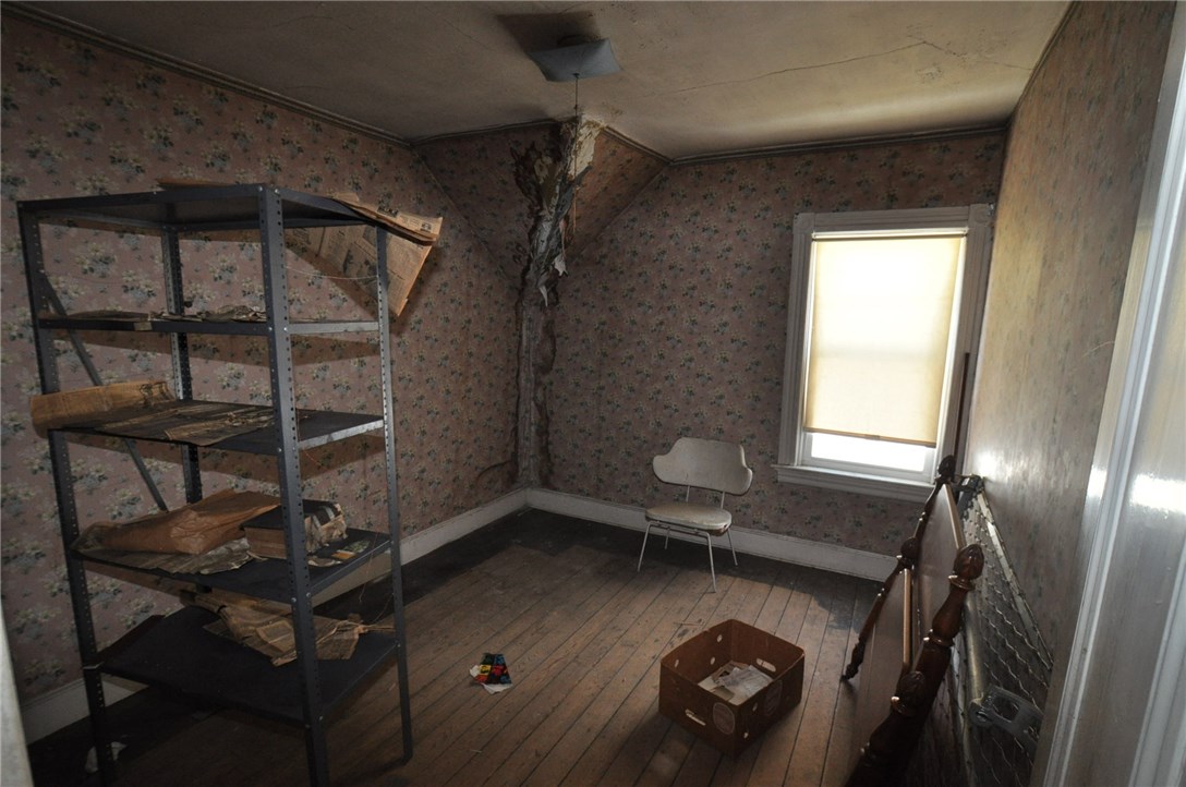 18 Geneva Street Providence, RI 02908 - Photo 16 of 18