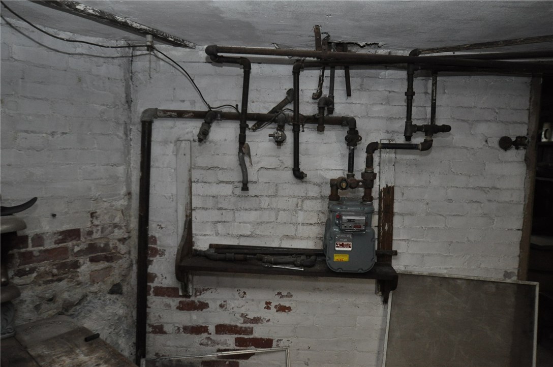 18 Geneva Street Providence, RI 02908 - Photo 6 of 18