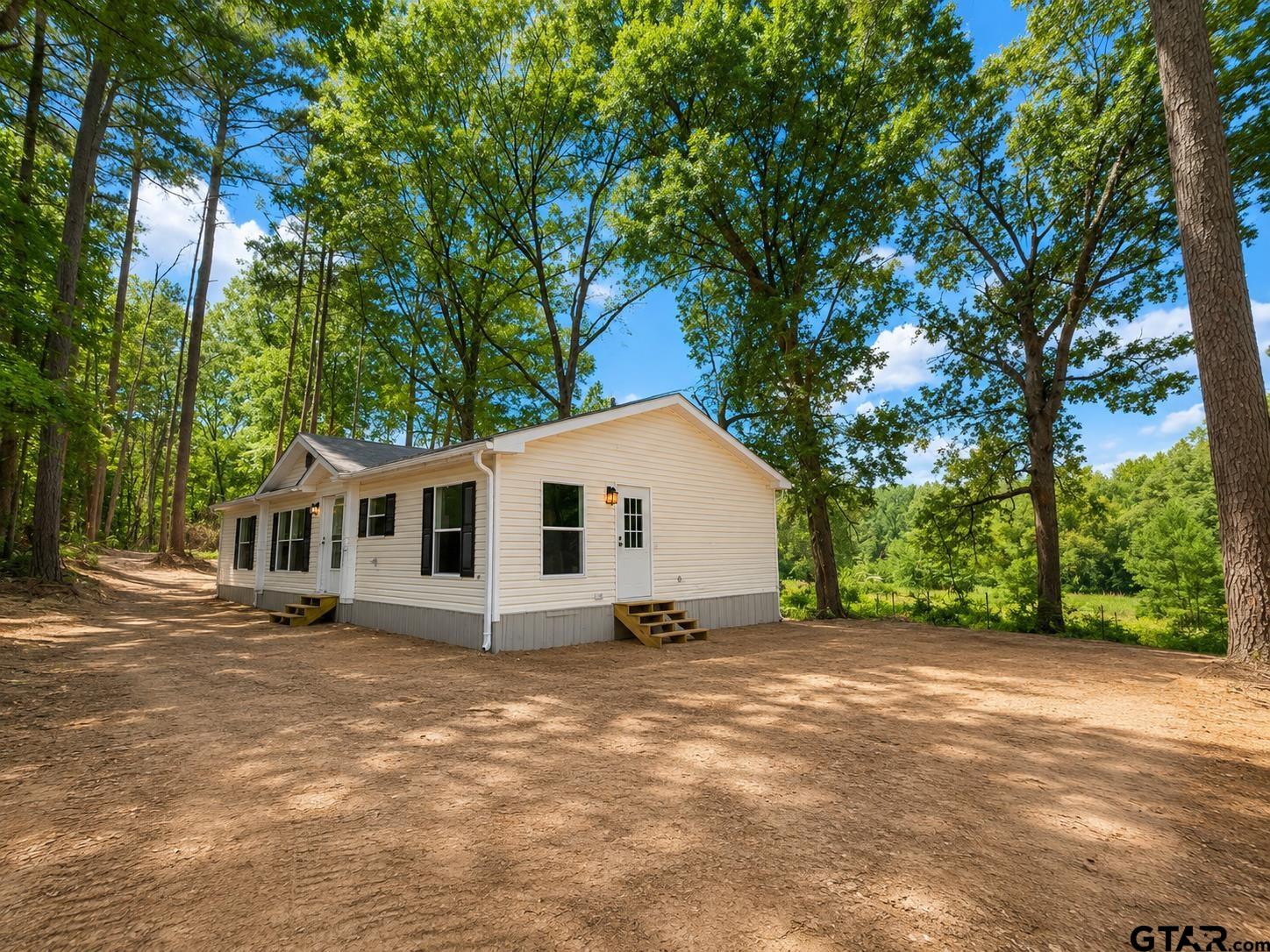 454 Elderville Peatown Road Longview, TX 75603 - Photo 2 of 20