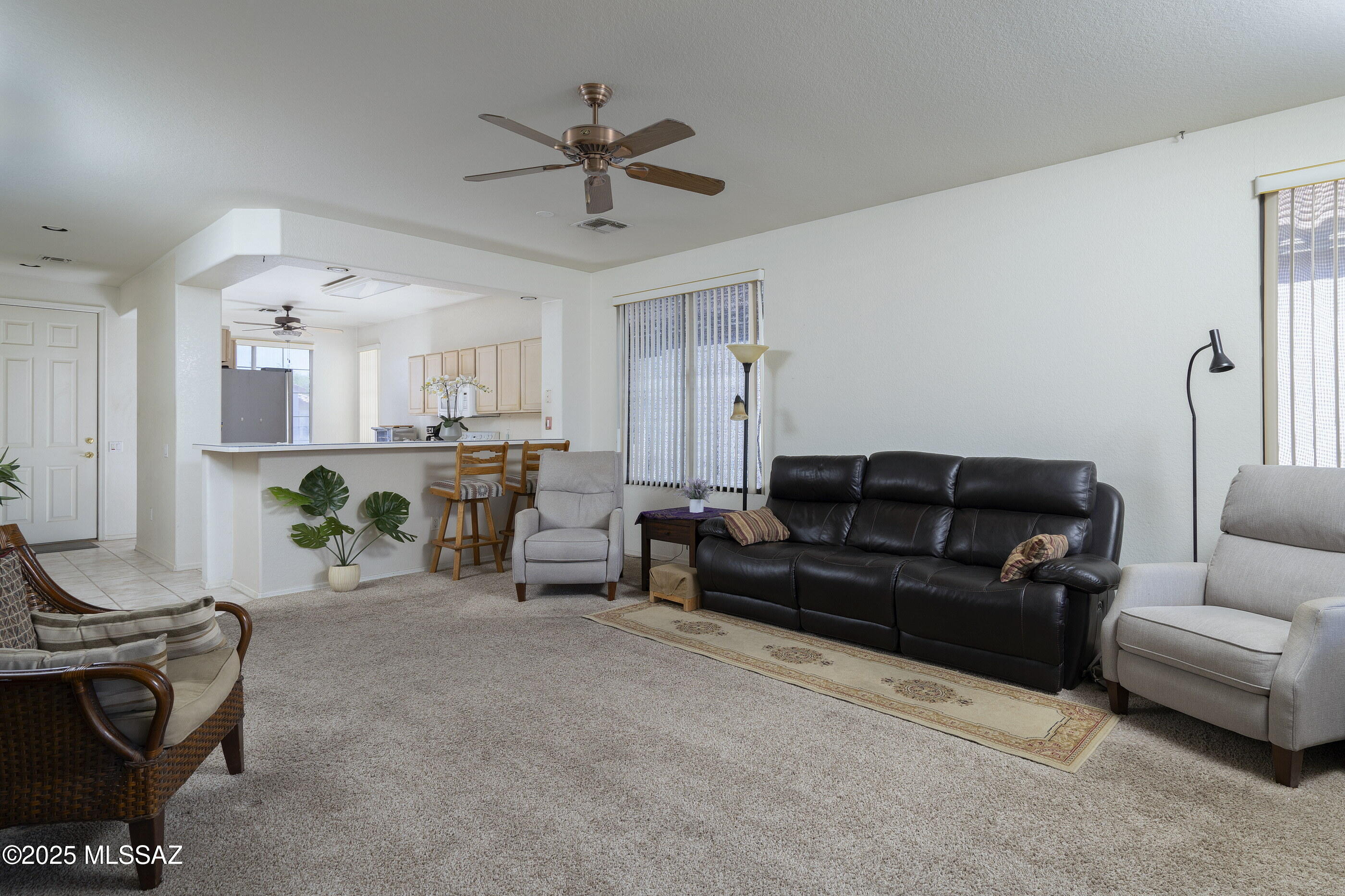 7626 West Amber Ridge Way Tucson, AZ 85743 - Photo 2 of 16