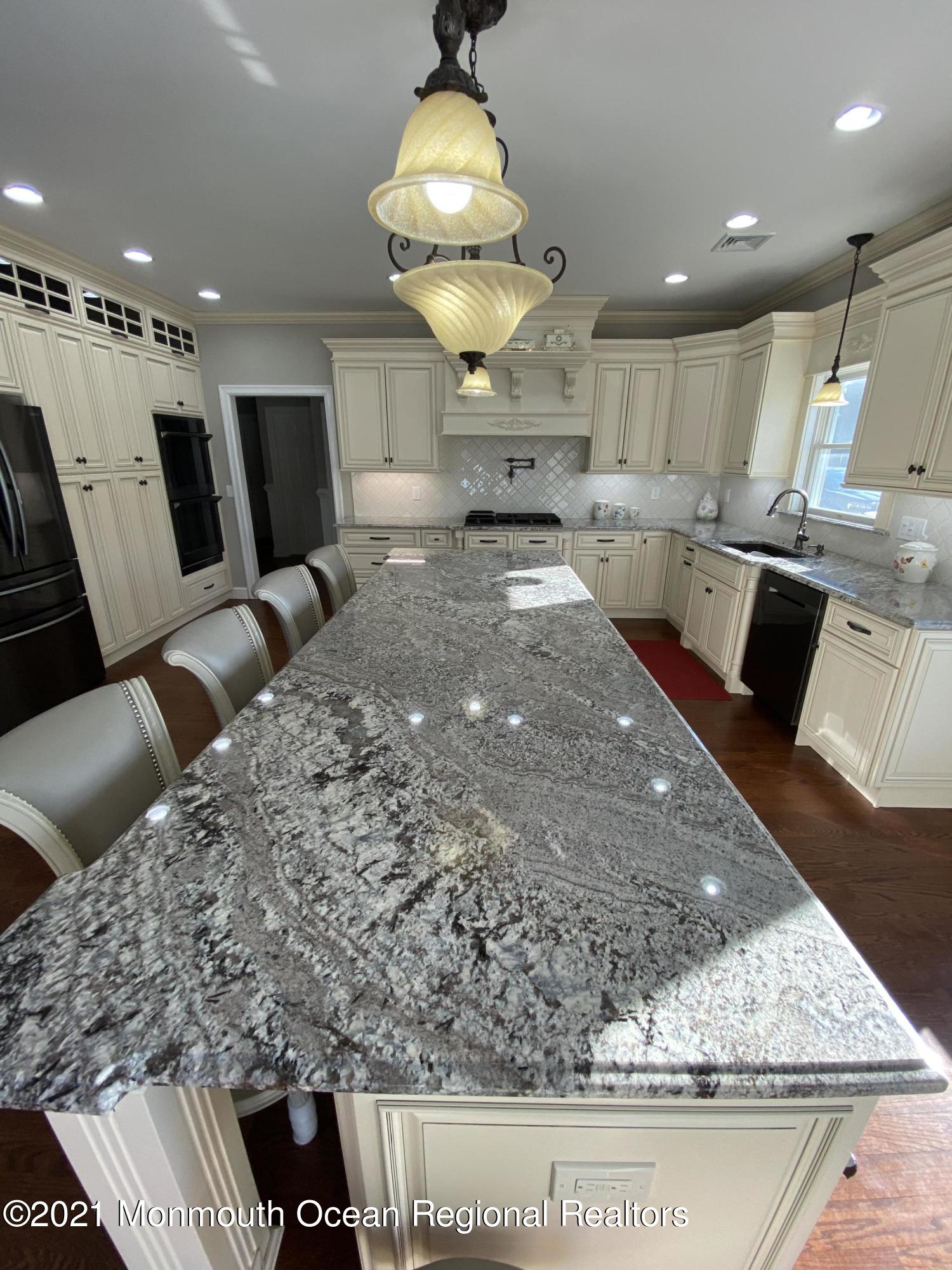 348 Central Boulevard Bayville, NJ 08721 - Photo 21 of 35 0B40EC1F-1346-44B1-8388-EBCE61345F7E