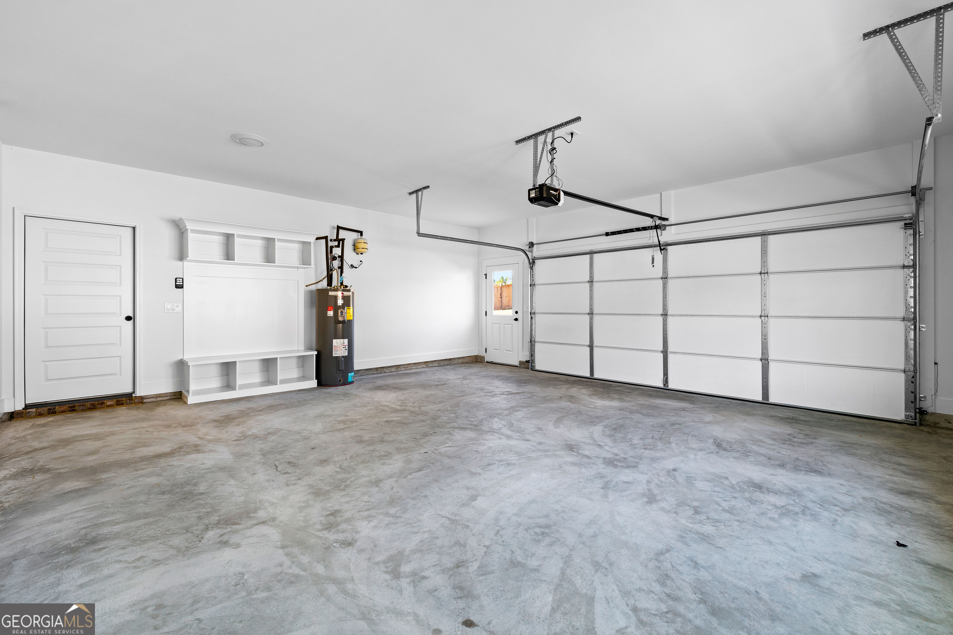 374 Conner Lane Williamson, GA 30292 - Photo 50 of 52 a view of a garage