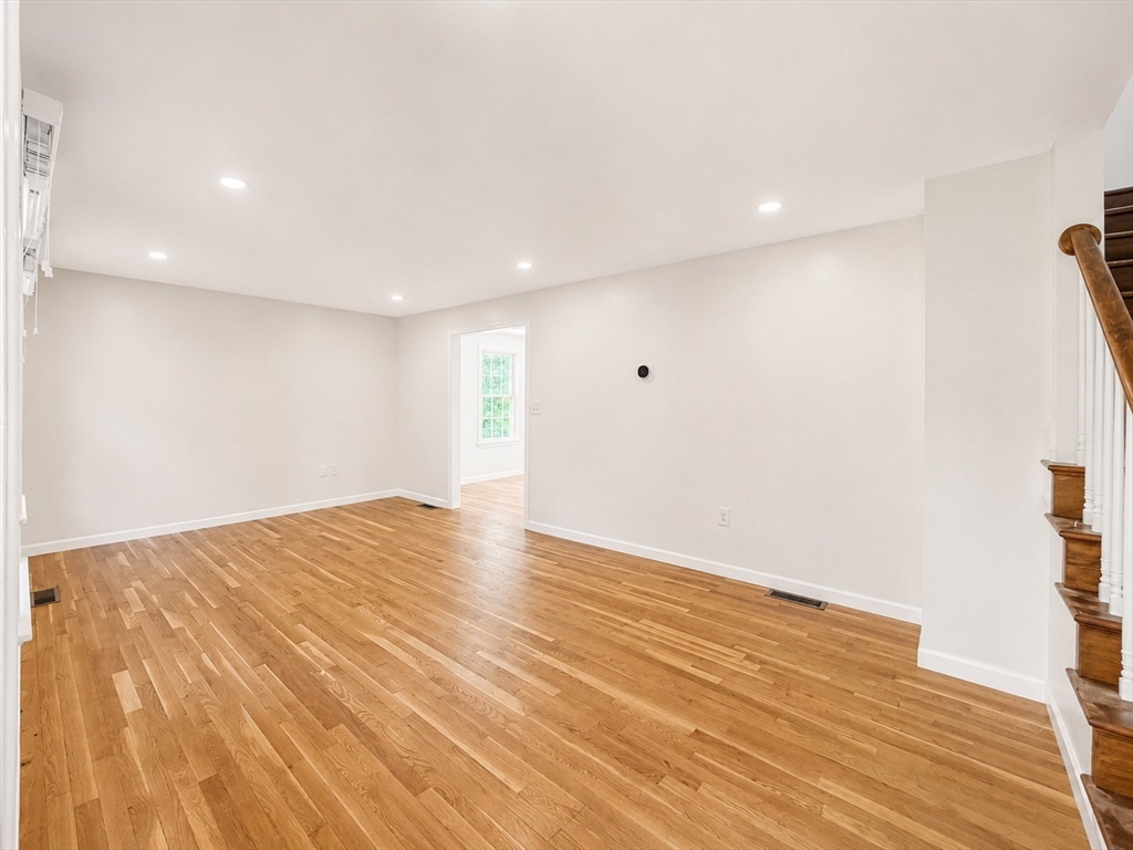 225 River Road Tewksbury, MA 01876 - Photo 13 of 28 Gallery Image 13
