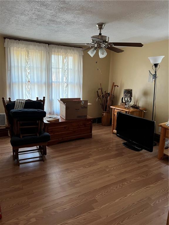 740 Chestnut Street New Castle, PA 16101 - Photo 5 of 16 a living room with furniture and a large window