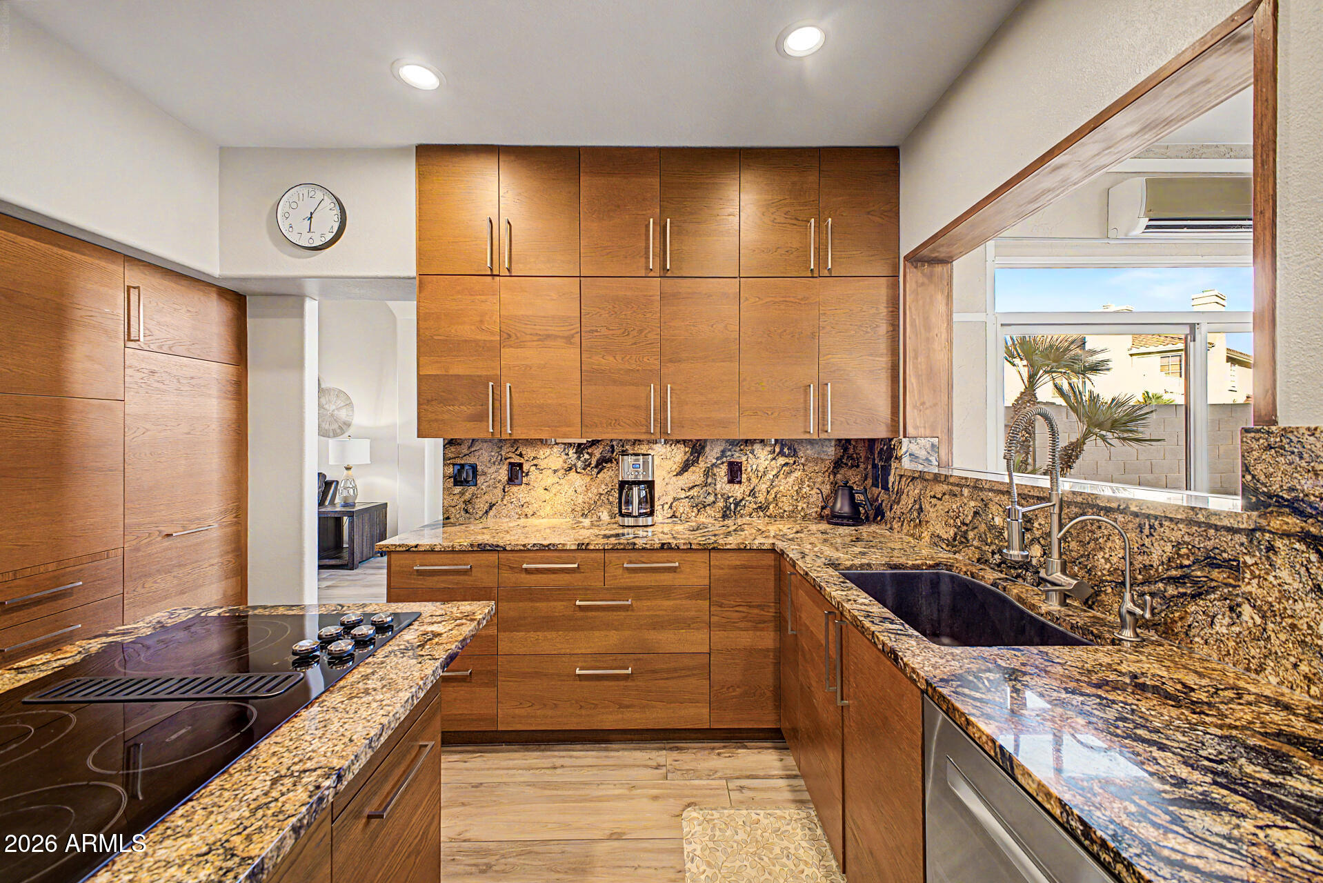 2547 East Amber Ridge Way Phoenix, AZ 85048 - Photo 13 of 70