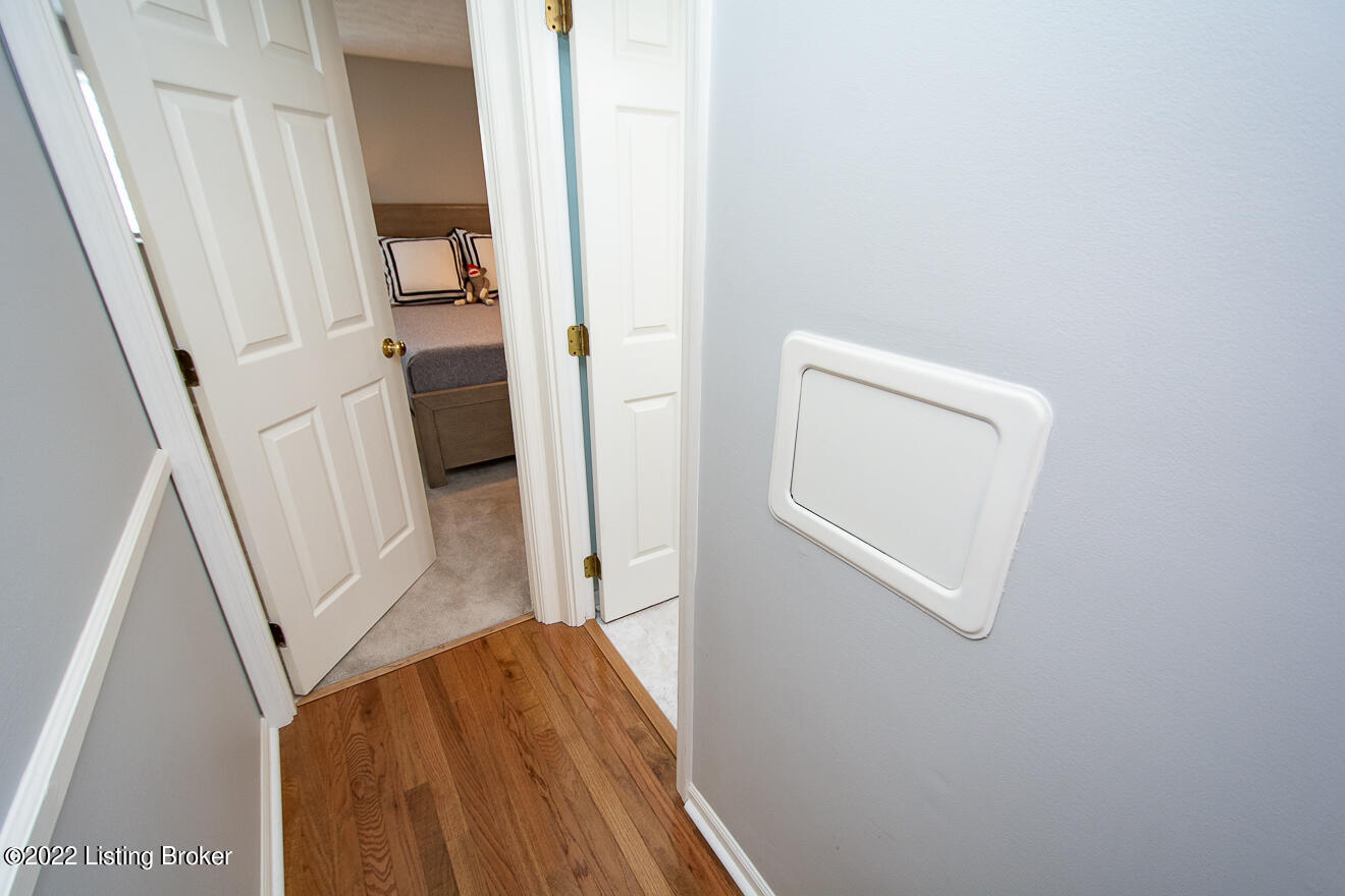 321 Fairmeade Road Louisville, KY 40207 - Photo 44 of 83 2nd Floor Hallway w/Laundry Shoot