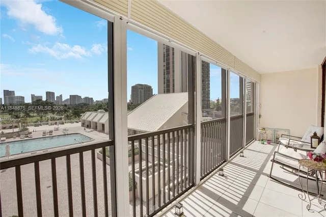 $384,900 | 20301 West Country Club Drive, Unit 526, Aventura, FL 33180