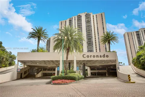 $384,900 | 20301 West Country Club Drive, Unit 526, Aventura, FL 33180
