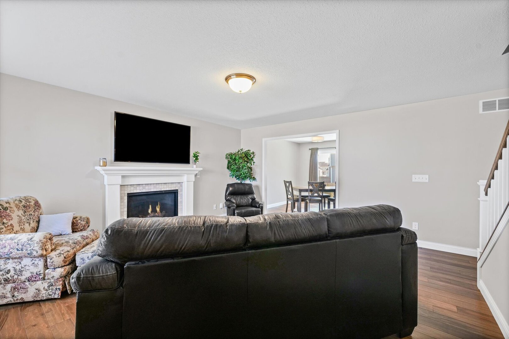 3909 Slate Drive Champaign, IL 61822 - Photo 4 of 31