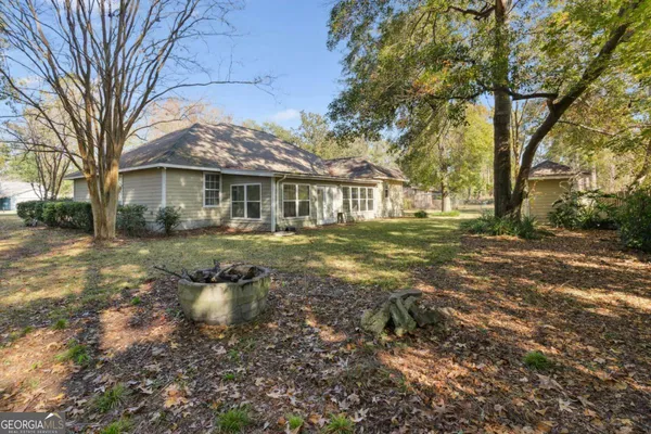 $2,000 | 106 Buntin Street, Woodbine, GA 31569