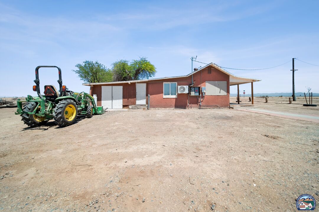6585 Corn Road Calipatria, CA 92233 - Photo 19 of 22 Gallery Image 19