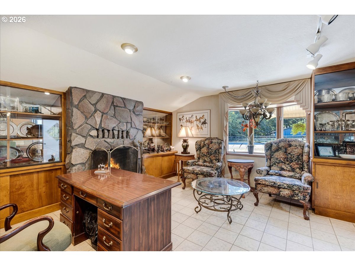 22396 South Parrot Creek Road Oregon City, OR 97045 - Photo 25 of 48