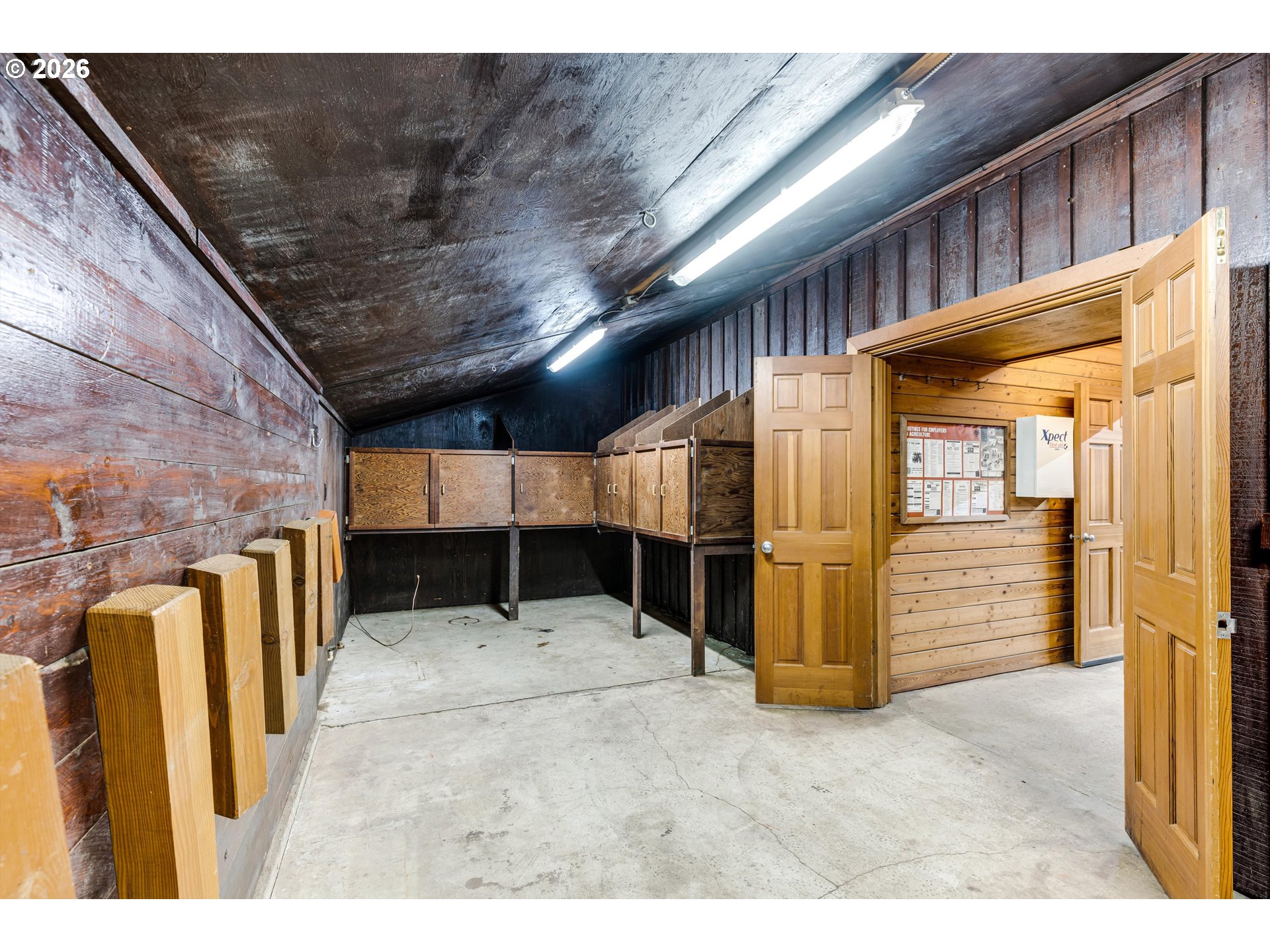 22396 South Parrot Creek Road Oregon City, OR 97045 - Photo 27 of 48