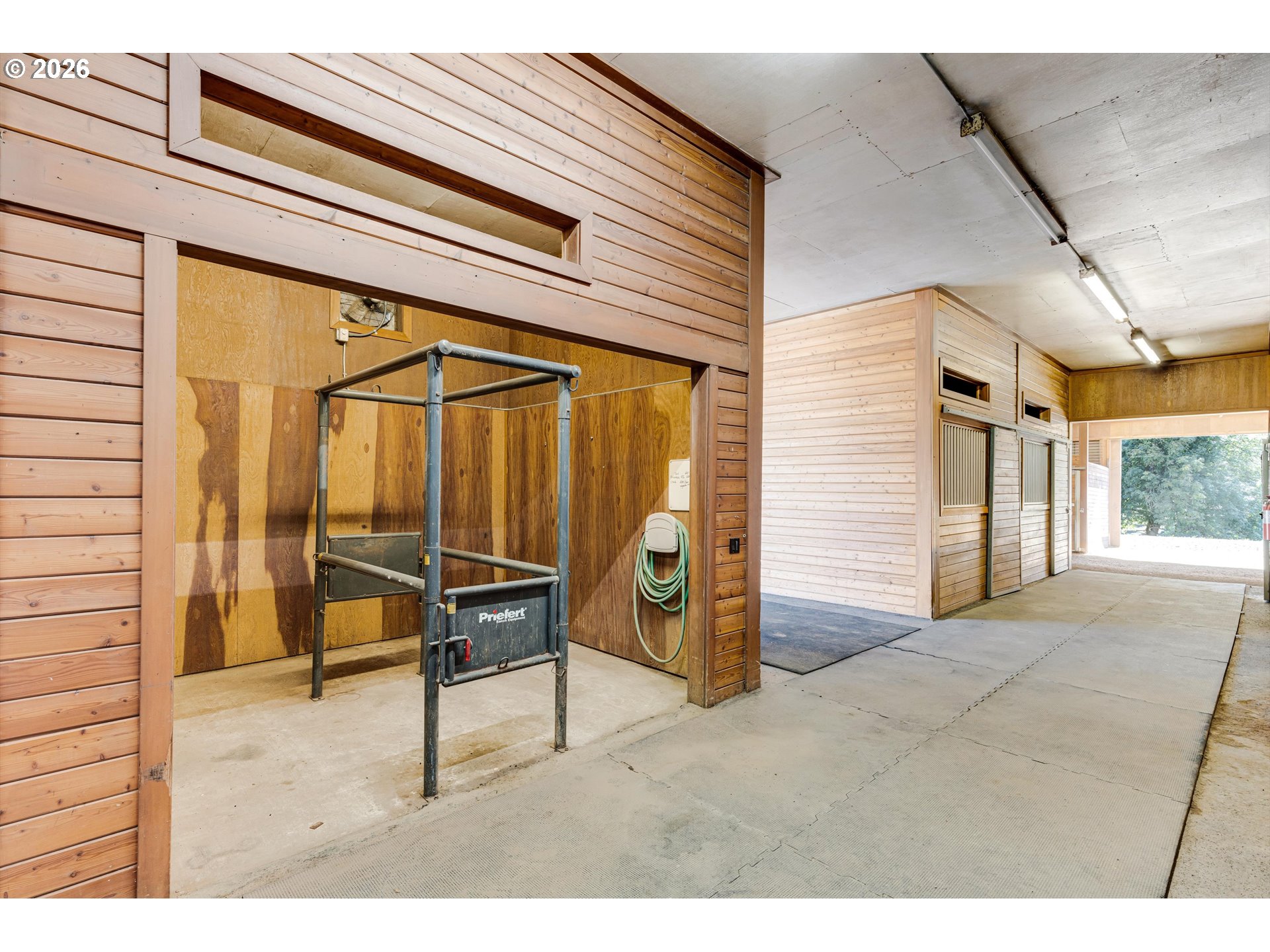 22396 South Parrot Creek Road Oregon City, OR 97045 - Photo 29 of 48