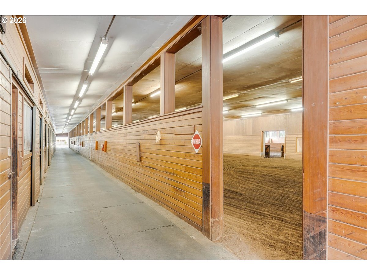 22396 South Parrot Creek Road Oregon City, OR 97045 - Photo 34 of 48