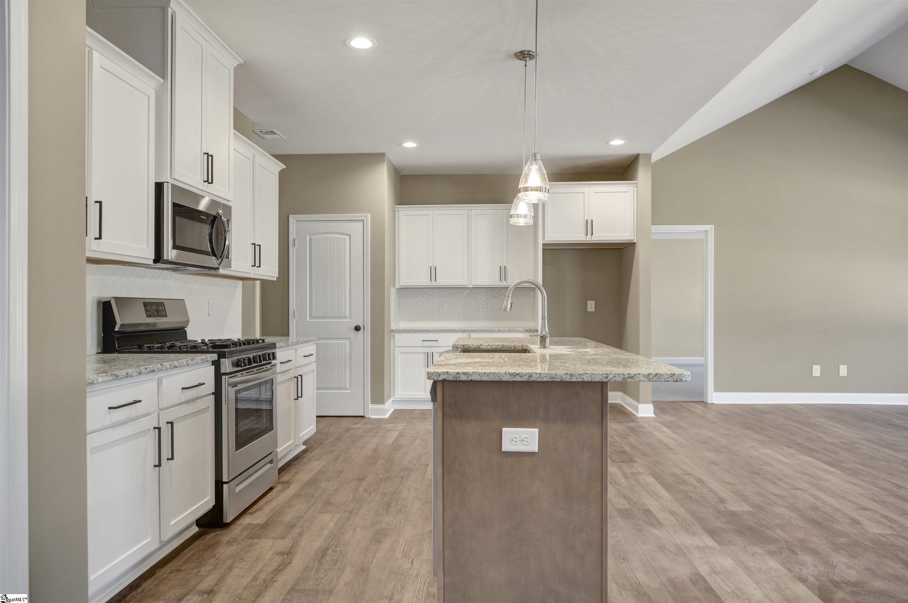 5820 Pearman Dairy Road Anderson, SC 29625 - Photo 9 of 35