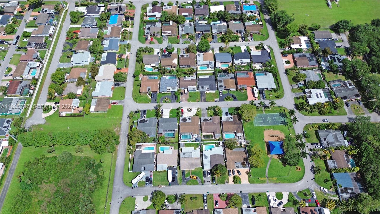 6331 Southwest 35th Street Miramar, FL 33023 - Photo 17 of 23