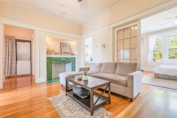 $4,000 | 10 Radcliffe Road, Unit 5, Boston, MA 02134