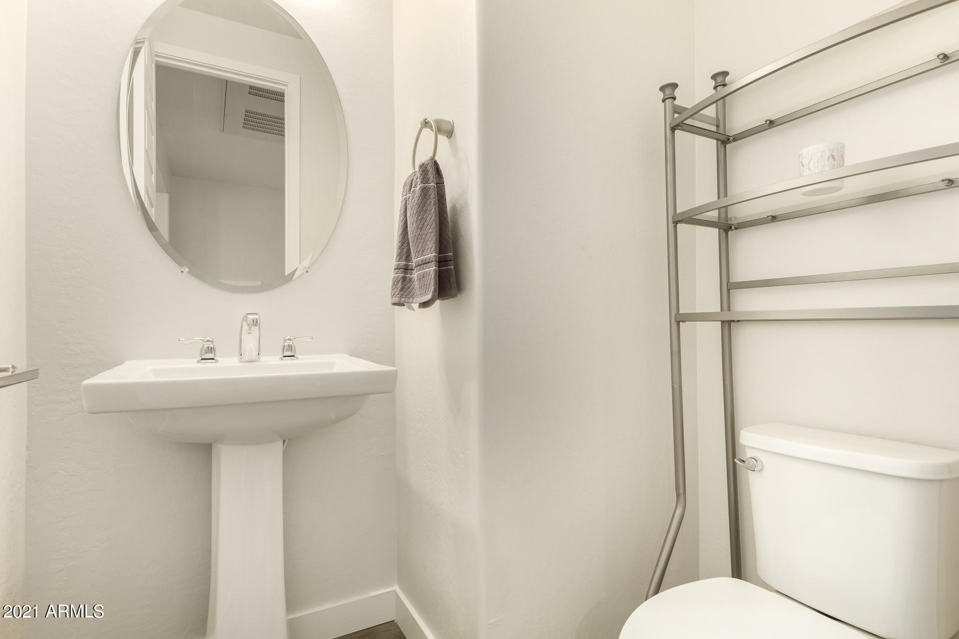 4235 North 26th Street, Unit 1 Phoenix, AZ 85016 - Photo 14 of 35 13 - 26th